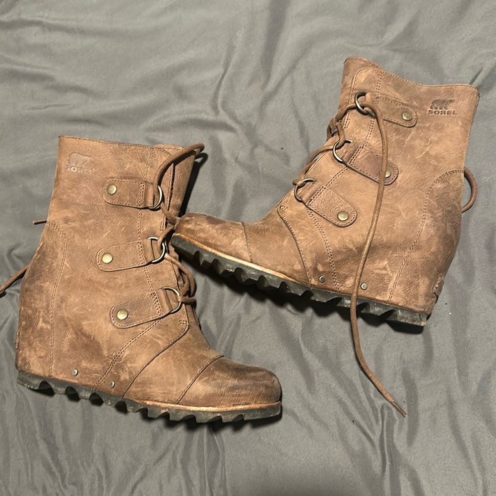 Sorrel women’s wedges size 8